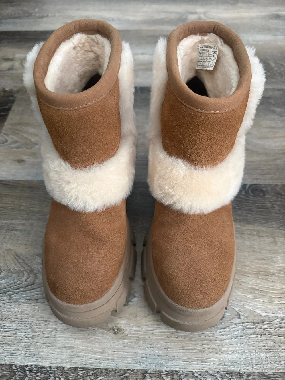 UGG Chestnut Tan Suede Shearling Ankle Boots - Picture 5 of 5
